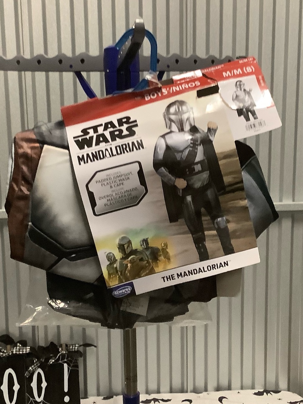 Star Wars The Mandalorian boys Halloween Costume size medium (8)